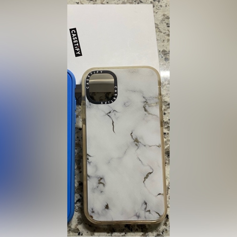 Marble Casetify iPhone 11/XR Case